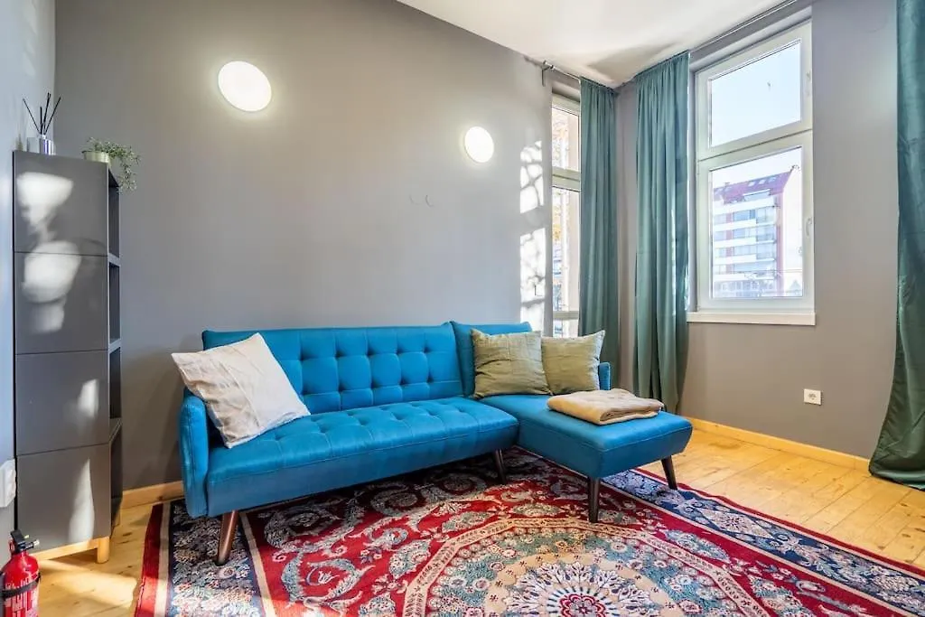Apartment Stylish Stay - 2Bdr, 2Bthr+ Free Parking Sofia
