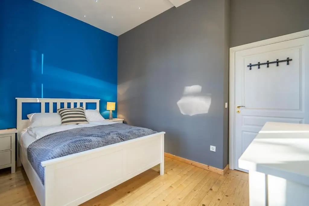 Stylish Stay - 2Bdr, 2Bthr+ Free Parking Sofia