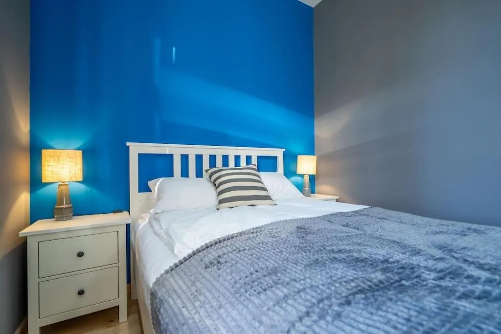 Stylish Stay - 2Bdr, 2Bthr+ Free Parking Sofia Apartment