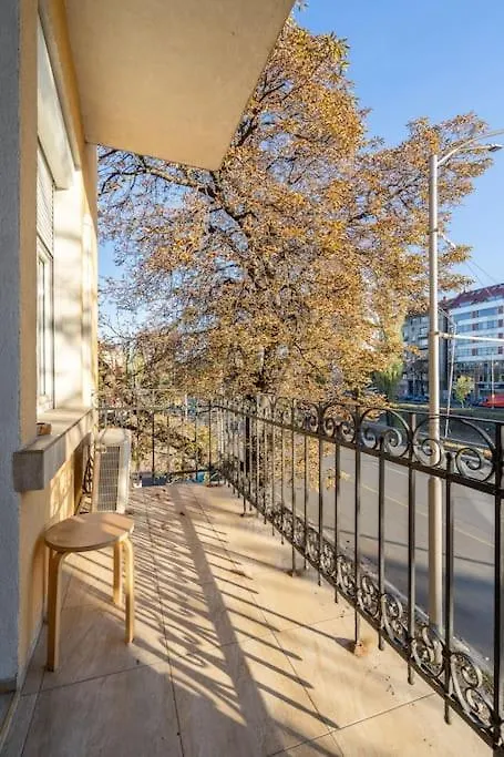 Stylish Stay - 2Bdr, 2Bthr+ Free Parking Sofia 0*,  Bulgaria